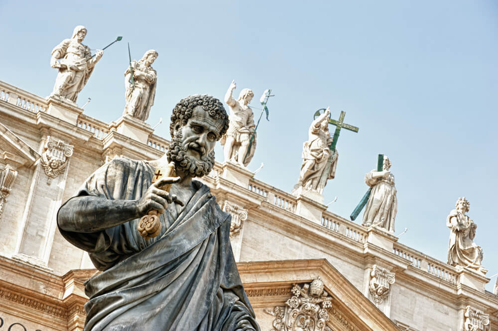 saint statues in St. Peter's Square