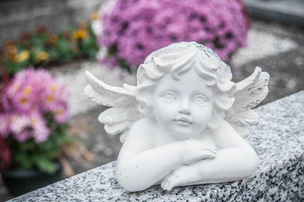 angel in cemetery