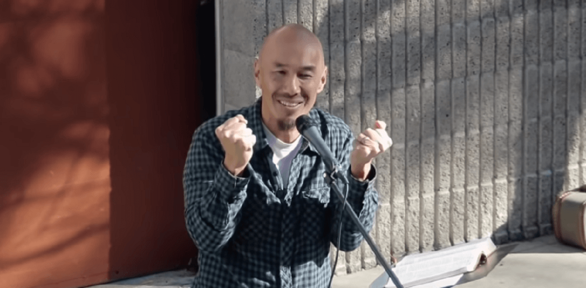Francis Chan, Evangelical Pastor, Faces Backlash After Preaching