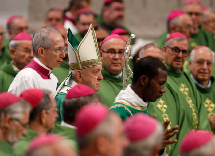 Pope Francis Reaffirms Priestly Celibacy