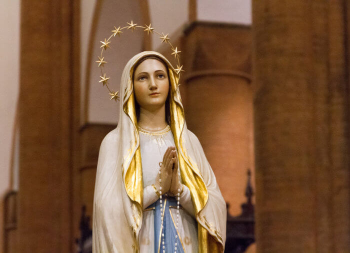 Caller asks Patrick: Should I veil at church?