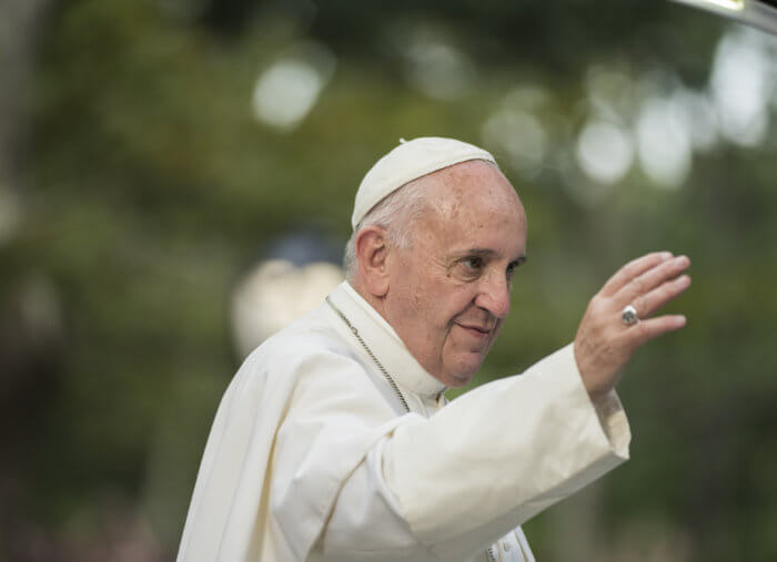 Pope Francis and Benedict XVI receive Covid-19 vaccine