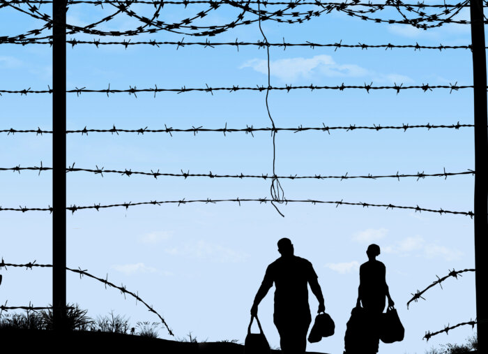 🚨 Breaking Down the Border Crisis: Patrick Madrid’s Take on Operation Lone Star  (The Patrick Madrid Show)