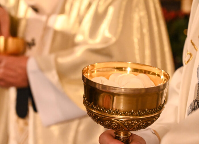 Why is Holy Communion Offered at Every Mass? (The Patrick Madrid Show)