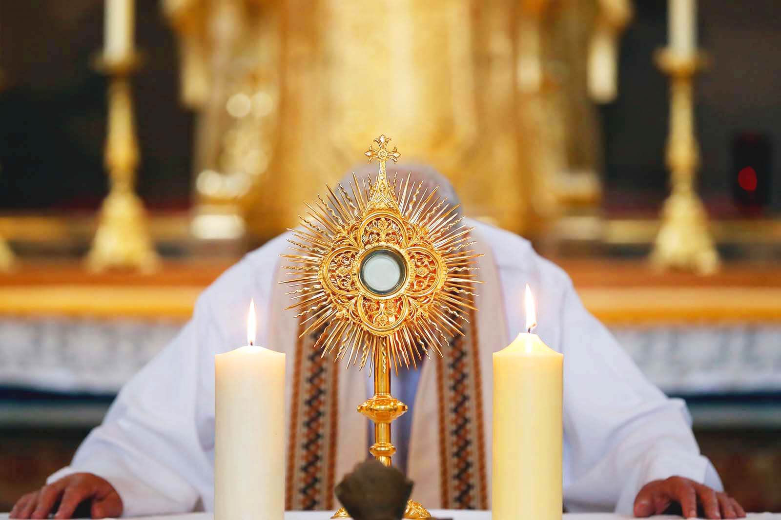 Eucharistic Encounter 33: O Salutaris Hostia - Vimarsana News