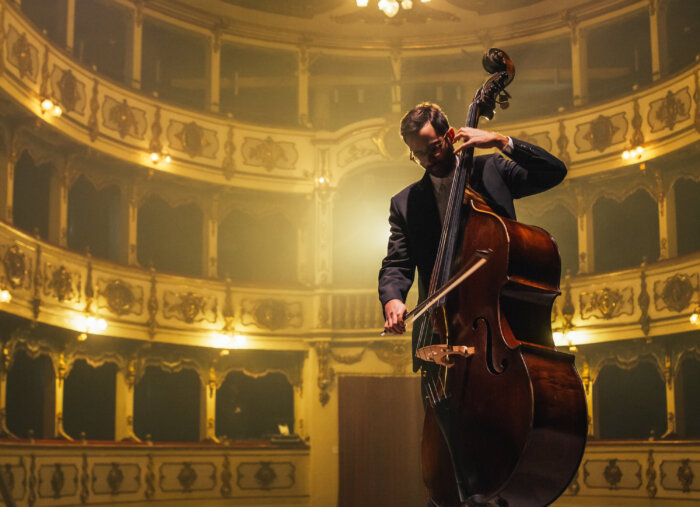 What Does Classical Music Do to the Brain? (The Drew Mariani Show)