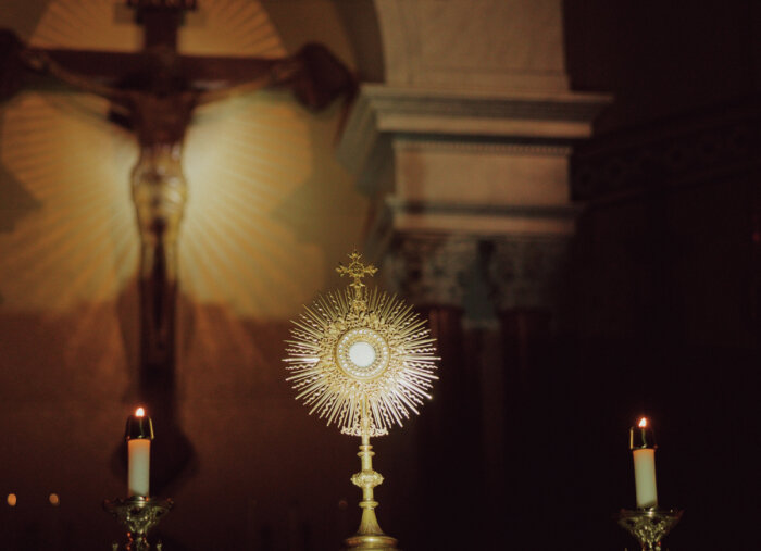 “How Do I Deal with Distractions in Adoration?” (The Inner Life with Patrick Conley) “How Do I Deal with Distractions in Adoration?” (The Inner Life with Patrick Conley)
