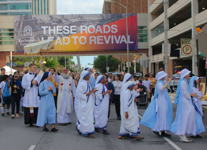 The Arrival of the National Eucharistic Pilgrims and the Commencement of the Congress