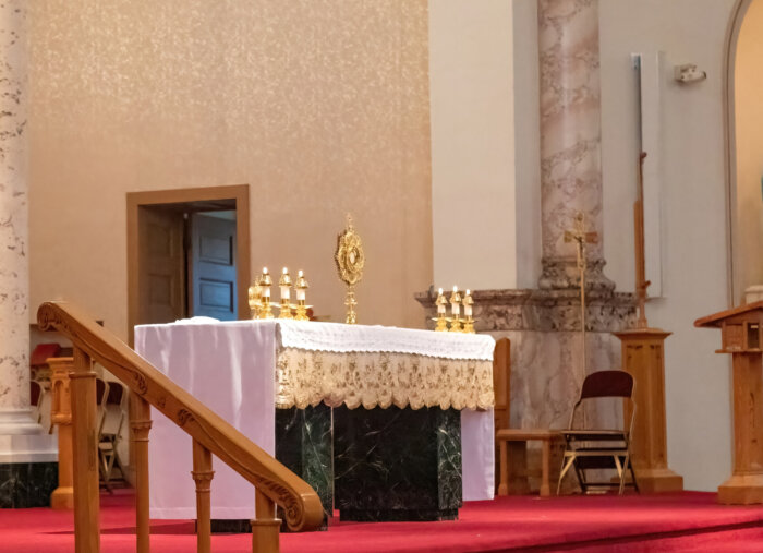 “What if I Get Distracted in Adoration?” (The Inner Life with Patrick Conley) “What if I Get Distracted in Adoration?” (The Inner Life with Patrick Conley)