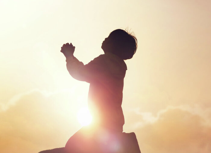 “Lord, Calm the Storm.”: Praying Against Hurricane Francine (Family Rosary Across America)