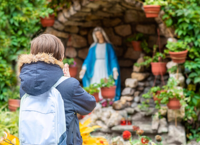 Why Do Catholics Pray to Mary and the Saints If They’re Dead? (The Patrick Madrid Show)