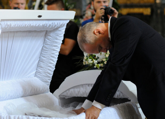 “Should I Be Buried or Cremated?” (The Patrick Madrid Show) “Should I Be Buried or Cremated?” (The Patrick Madrid Show)