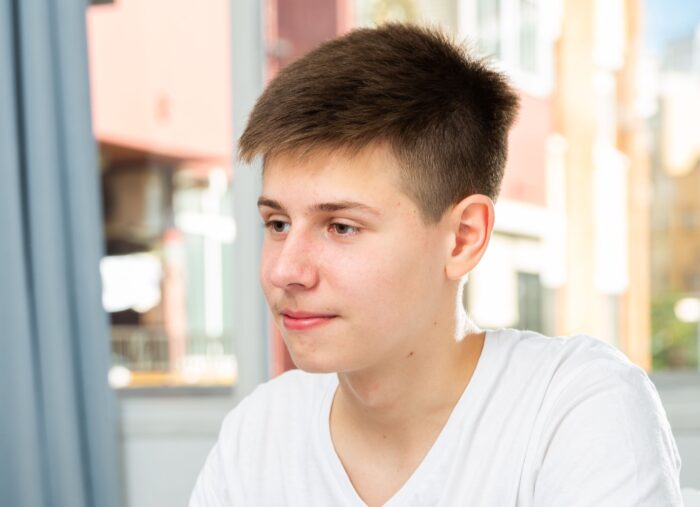 Should a 14-Year-Old Have a Phone? (The Patrick Madrid Show) Should a 14-Year-Old Have a Phone? (The Patrick Madrid Show)