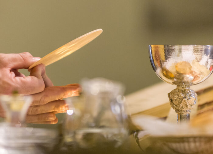 Why Don’t Most Catholics Receive Both the Host and the Precious Blood at Communion Like at the Last Supper? (The Patrick Madrid Show) Why Don’t Most Catholics Receive Both the Host and the Precious Blood at Communion Like at the Last Supper? (The Patrick Madrid Show)