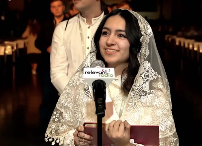 Rapid Fire Intentions: A Young Woman’s Prayer for Her Friends (Family Rosary Across America)