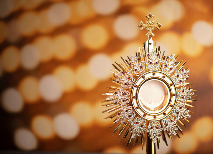 Finding Peace in Eucharistic Adoration (The Inner Life)