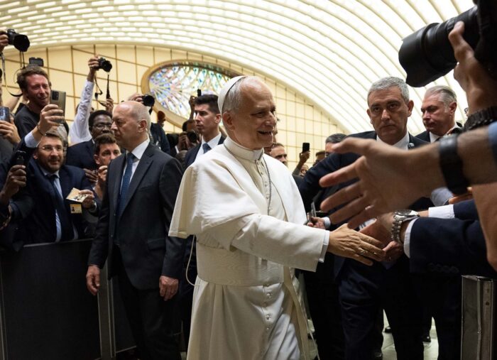 The Holy Father Urges Journalists to Report with Integrity, Especially During Conflicts