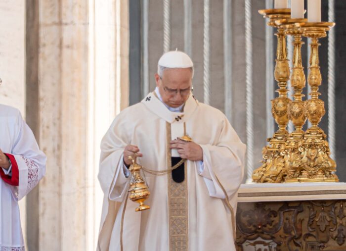 The Holy Father Calls the Faithful to Remember Suffering Christians During Holy Week