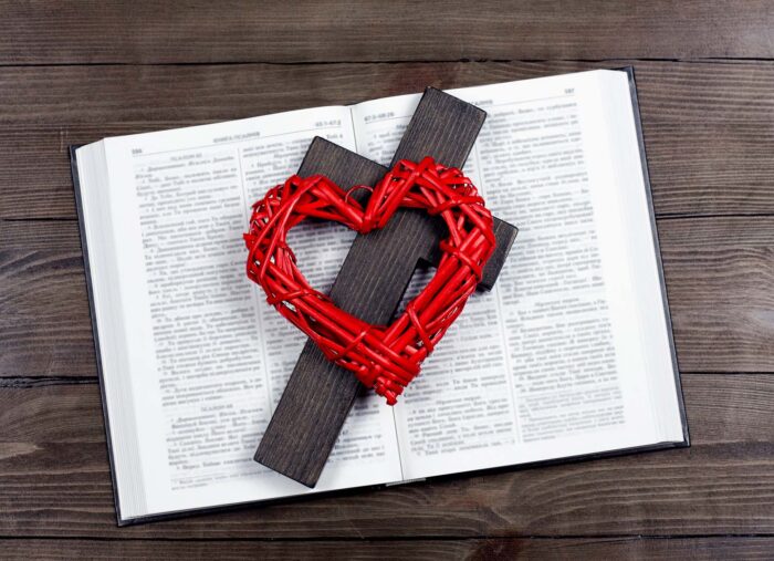 Learning to Love Like Christ (Father Simon Says) Learning to Love Like Christ (Father Simon Says)