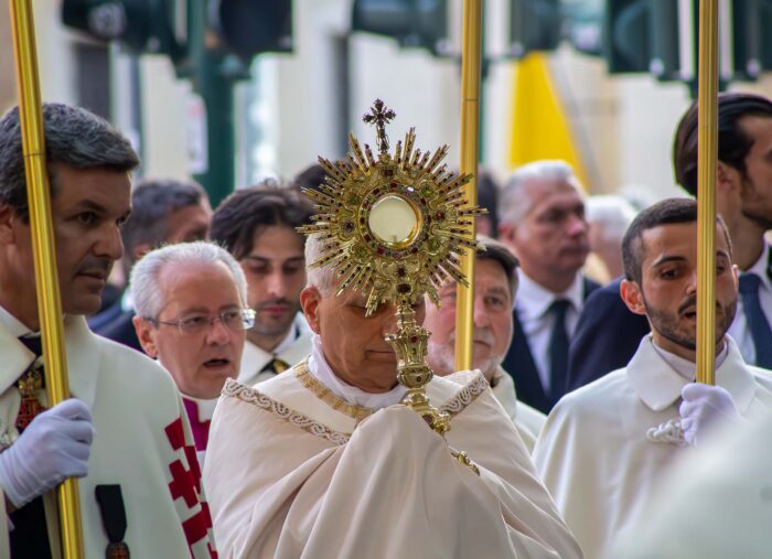 The Holy Father Encourages Spain to Draw Renewed Strength from the Eucharist The Holy Father Encourages Spain to Draw Renewed Strength from the Eucharist