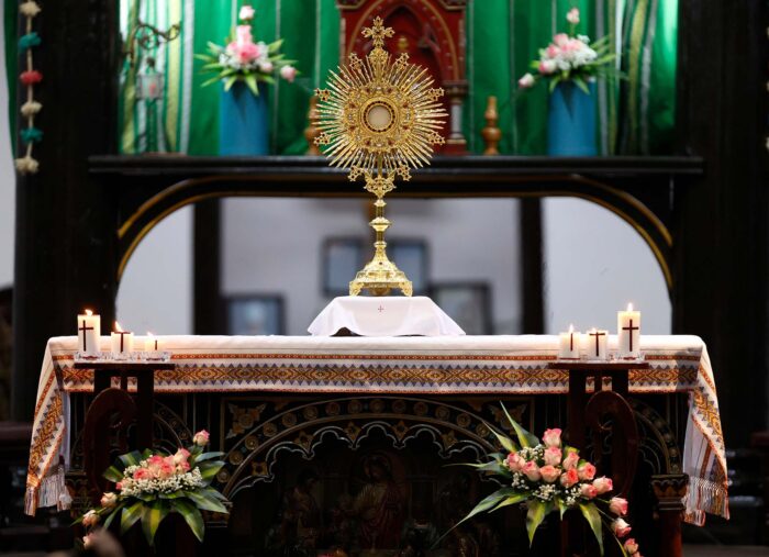 Could Eucharistic Adoration Be the Key to Discovering Your Vocation? (The Inner Life) Could Eucharistic Adoration Be the Key to Discovering Your Vocation? (The Inner Life)