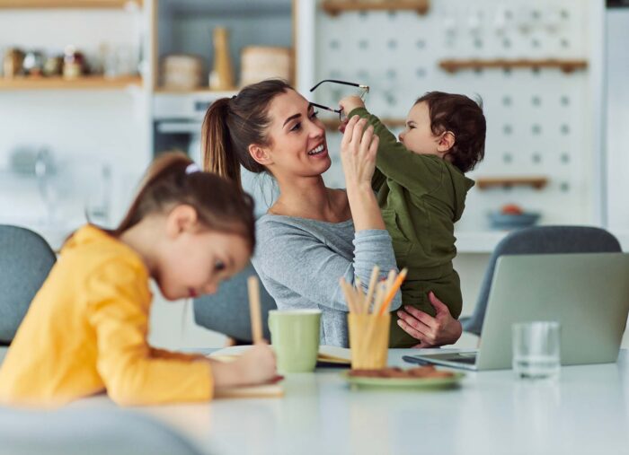 Finding God in the Chaos of Motherhood (Marriage Unhindered) Finding God in the Chaos of Motherhood (Marriage Unhindered)