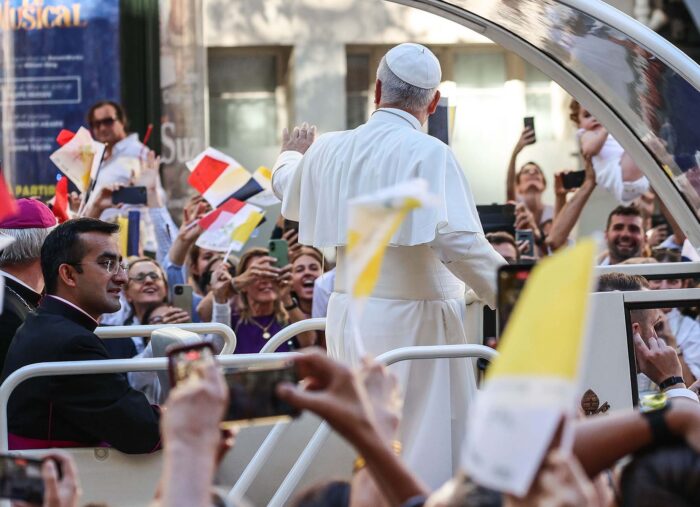 Pope Leo Reflects on ‘Rebirth’ following Apostolic Journey to France